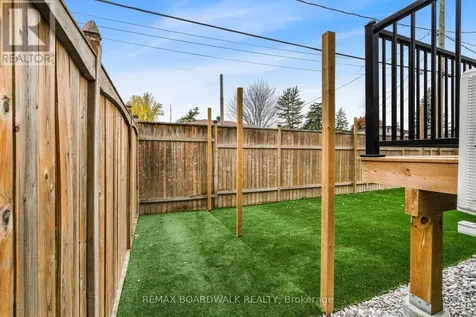 1348 Avenue Q Avenue Ottawa ON K1G 0B6