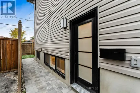 1348 Avenue Q Avenue Ottawa ON K1G 0B6