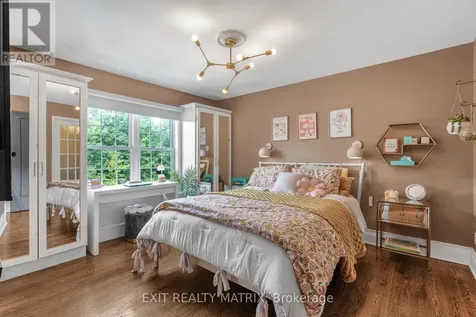 1271 Georges Vanier Drive Ottawa ON K4C 1R6