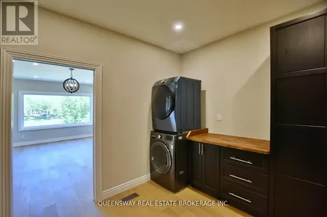 1852 River Road West Wasaga Beach ON L9Z 1K9