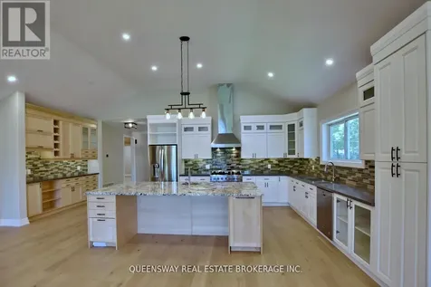 1852 River Road West Wasaga Beach ON L9Z 1K9