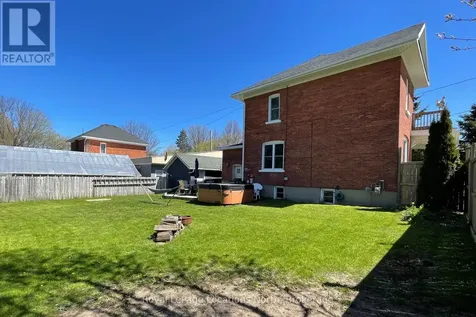 131 Sykes Street South Meaford ON N4L 1P8