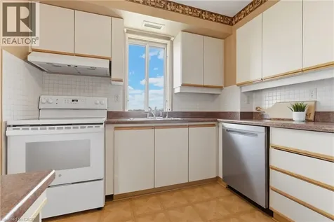 301 Frances Avenue Stoney Creek ON L8E 3W6