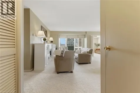 301 Frances Avenue Stoney Creek ON L8E 3W6
