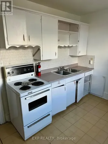 57 Spadina Avenue Ottawa ON K1Y 2B8