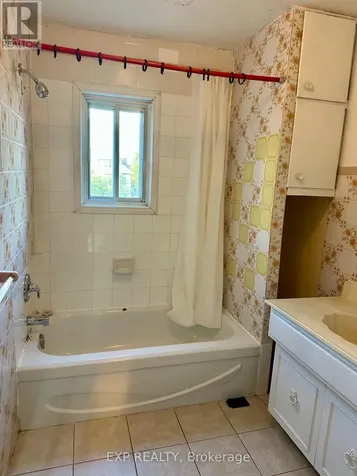 57 Spadina Avenue Ottawa ON K1Y 2B8