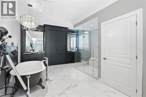 736 Rye Street Niagara-on-the-lake ON L0S 1J0