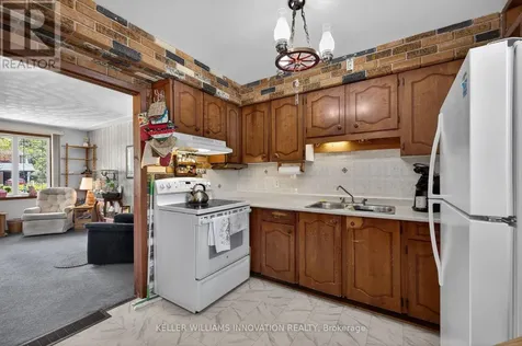 65 Algoma Drive Guelph (victoria North) ON N1E 1C8