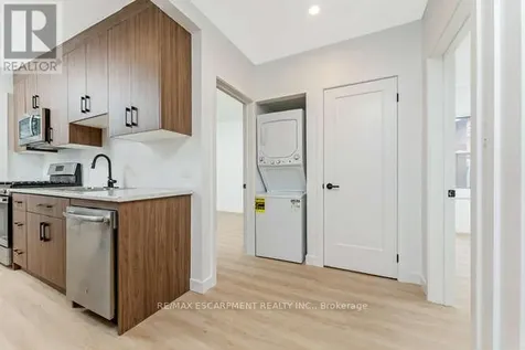 127 Victoria Avenue South Hamilton (stinson) ON L8N 2S9