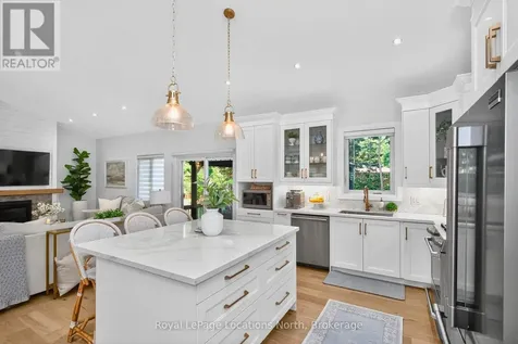 15 Pinecone Avenue Tiny ON L9M 0J2