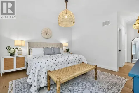 15 Pinecone Avenue Tiny ON L9M 0J2