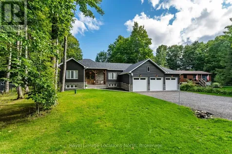 15 Pinecone Avenue Tiny ON L9M 0J2