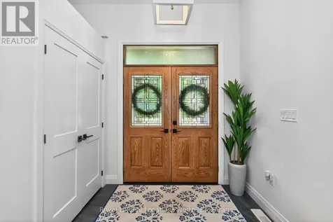 15 Pinecone Avenue Tiny ON L9M 0J2