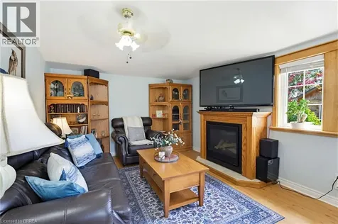 12 Mccammon Street Paris ON N3L 1V9