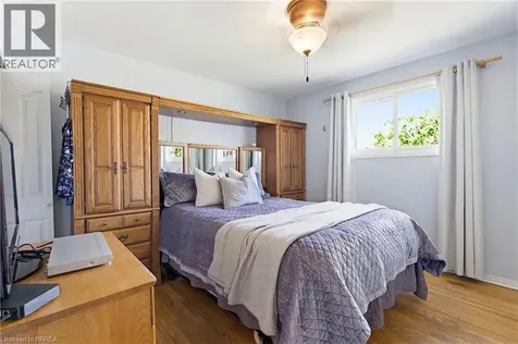 12 Mccammon Street Paris ON N3L 1V9