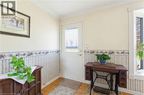 12 Mccammon Street Paris ON N3L 1V9