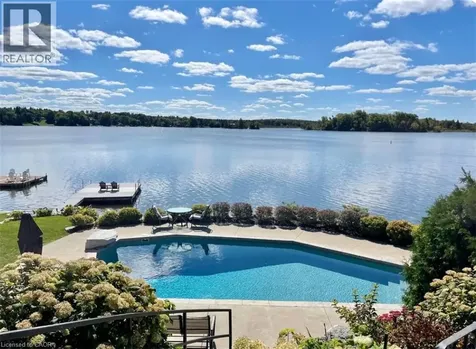 11 Lake Avenue Cambridge ON N3C 2V4