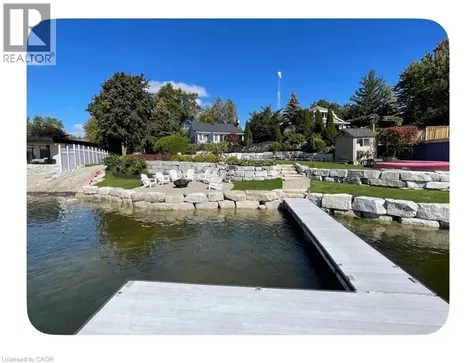 11 Lake Avenue Cambridge ON N3C 2V4