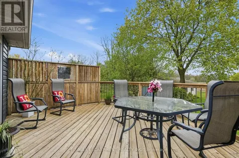 31 Algonquin Avenue Hamilton ON L9H 7K9