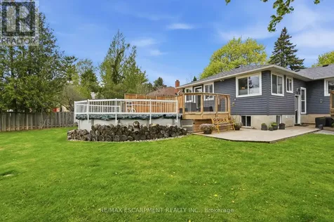 31 Algonquin Avenue Hamilton ON L9H 7K9