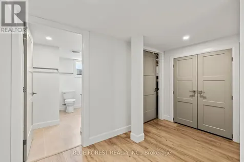 6161 Trafalgar Street Thames Centre ON N0L 1G4