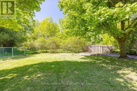 229 Elmwood Crescent Orangeville ON L9W 4T4