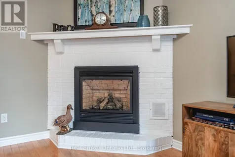 167 Luckport Crescent Midland ON L4R 4Y1