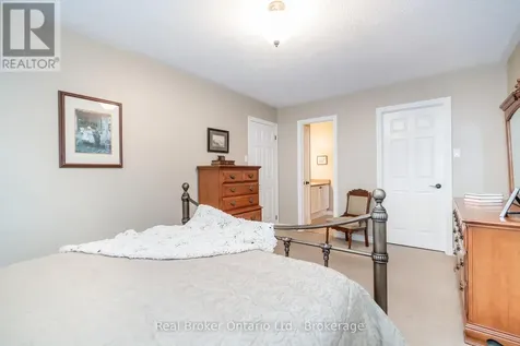 167 Luckport Crescent Midland ON L4R 4Y1