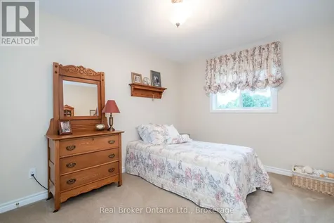 167 Luckport Crescent Midland ON L4R 4Y1