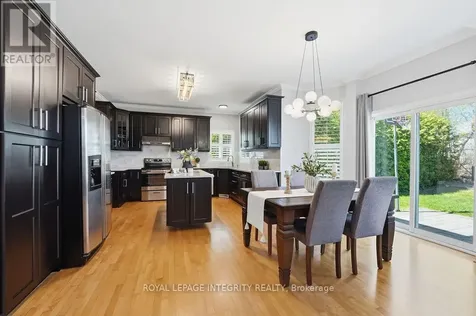 185 Insmill Crescent Ottawa ON K2T 1G3