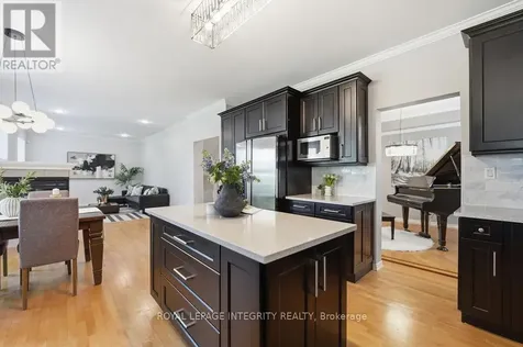 185 Insmill Crescent Ottawa ON K2T 1G3