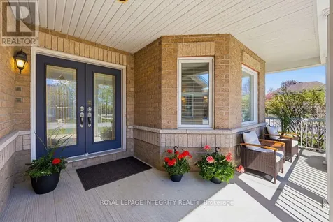 185 Insmill Crescent Ottawa ON K2T 1G3