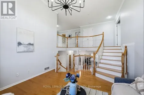 185 Insmill Crescent Ottawa ON K2T 1G3