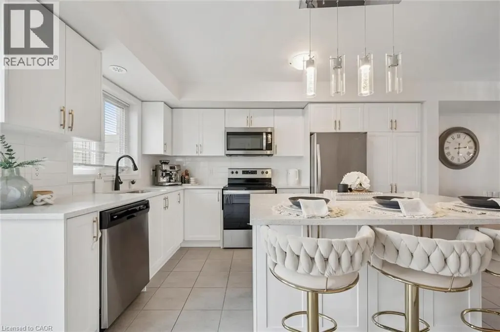 271 Law Drive Guelph ON N1E 0P7