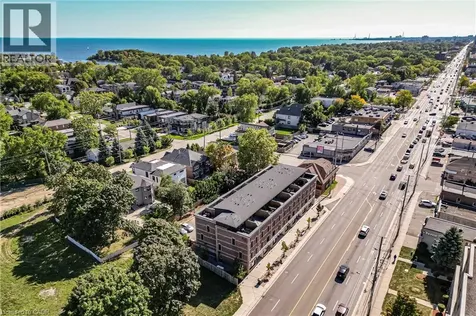 760 Lakeshore Road East Mississauga ON L5E 1C7