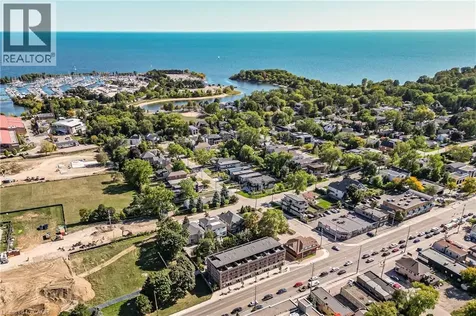 760 Lakeshore Road East Mississauga ON L5E 1C7
