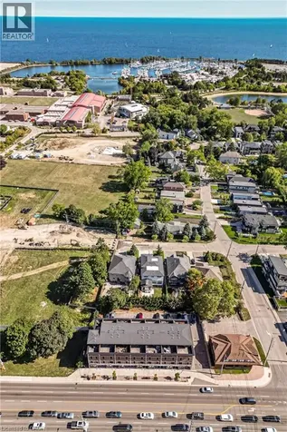 760 Lakeshore Road East Mississauga ON L5E 1C7