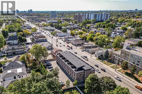 760 Lakeshore Road East Mississauga ON L5E 1C7