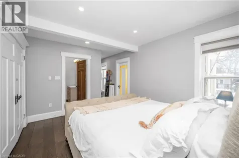 77 Proctor Boulevard Hamilton ON L8M 2M5