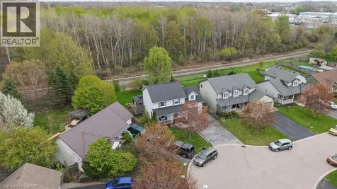 21 Maplewood Court Dunnville ON N1A 3G8