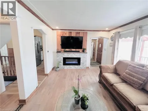 56 Eastvale Place Hamilton ON L8H 1P1