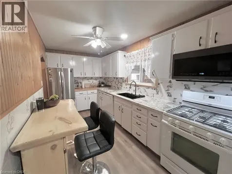 56 Eastvale Place Hamilton ON L8H 1P1