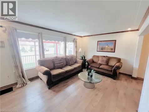 56 Eastvale Place Hamilton ON L8H 1P1