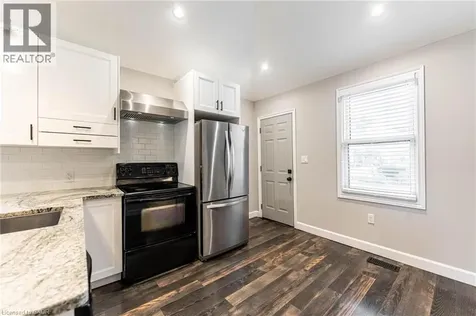 222 Kensington Avenue North Hamilton ON L8L 7N7