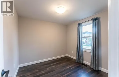222 Kensington Avenue North Hamilton ON L8L 7N7