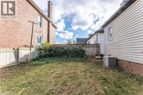 222 Kensington Avenue North Hamilton ON L8L 7N7