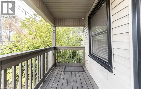222 Kensington Avenue North Hamilton ON L8L 7N7