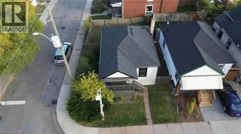 222 Kensington Avenue North Hamilton ON L8L 7N7