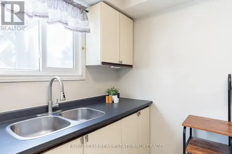 1387 Ritson Road South Oshawa (lakeview) ON L1J 7M3