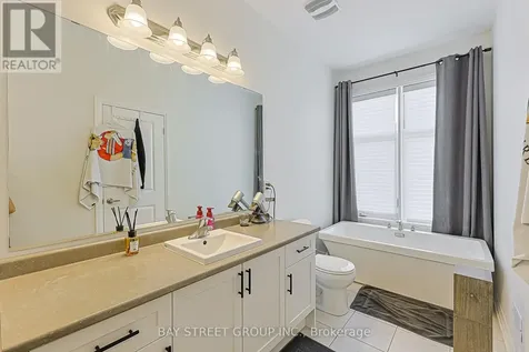44 Seine Lane Richmond Hill ON L4S 0P9